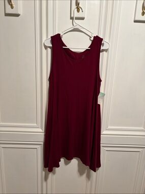 Decree Sleeveless Swing Mini Dress in Deep Berry